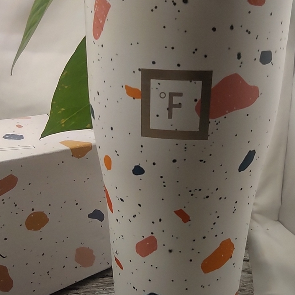 NWT Iron Flask Brand 24oz Stainless Steel Tumbler